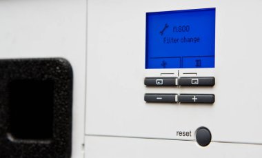 Modern enerji kurtarma havalandırma aygıtının kontrol panelinin ayrıntılı Görünüm.