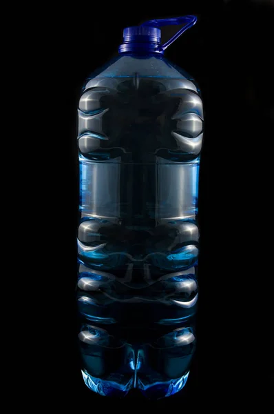 Een Kunststof Vijf Liter Waterfles Geïsoleerd — Stockfoto