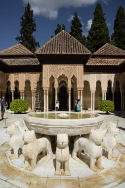İspanya Endülüs Alhambra Generalife çeşme ve bina