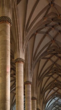 büyük ayağı ulm minster Kilisesi Çatı
