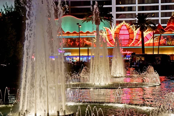 Water fountains in las vegas — Stock Photo, Image