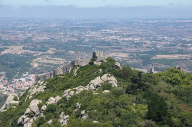 Mağribi kale formu da Pena üzerinde Sintra görüş