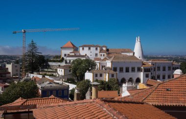 Sintra köyü üzerinde çatılar