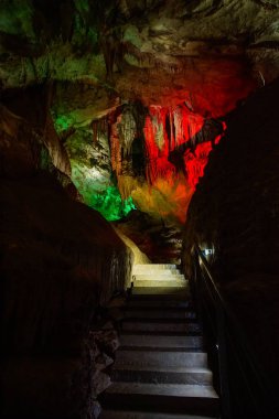 bölge Prometheus Mağarası vurgular