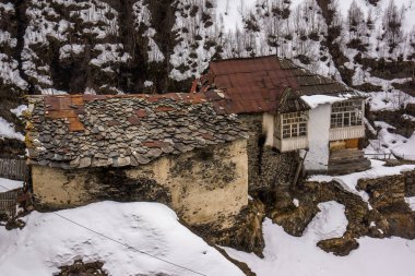 antik kafkas köyü ushguli