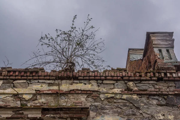 Maison en panne à Borjomi — Photo