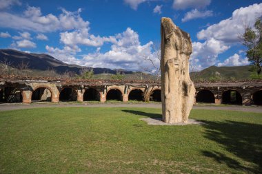 mzcheta terk edilmiş mimarisi ile park