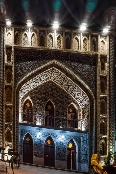 Tiflis central mosque entrance — Stock Photo, Image