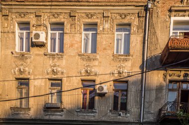 tiflis eski ev cephe