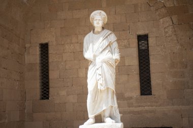 14. yüzyılın Ortaçağ palace Grand Master Kinights, St John of, Rodos, Yunanistan iç avlusu. UNESCO Dünya Miras Listesi.