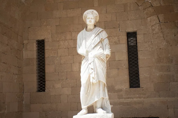 14. yüzyılın Ortaçağ palace Grand Master Kinights, St John of, Rodos, Yunanistan iç avlusu. UNESCO Dünya Miras Listesi.