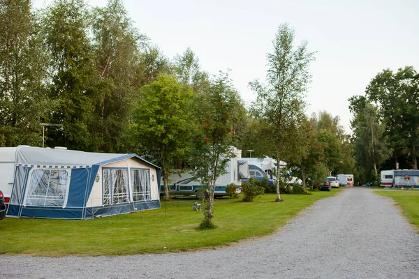 Lugn Utsikt Över Vacker Camping Sommaren — Stockfoto