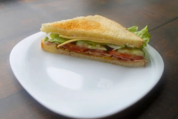 Sandwich Bacon Fromage Légumes Frais Préparation Sandwich Aux Œufs Brouillés — Photo