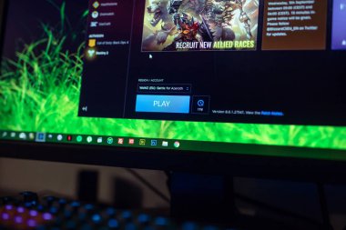 Wroclaw, Polonya - 04 Eylül 2018 battle.net uygulama üzerinde World of Warcraft oyun düğmesinin kapatalım. Blizzard Battle.net Blizzard Entertainment tarafından geliştirilen bir Internet tabanlı online oyun platformudur.