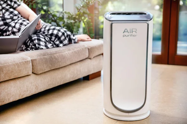 Air Purifier Cleans Air Modern Air Purifier Cleans Air Living — Stock Photo, Image