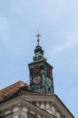 Slovenya, 24/06/2018: Ljubljana Belediye Binası (Mestna hia, Magistrat veya Rotov), geç 15. yüzyılda baş mimar Peter Bezlaj tarafından inşa Belediyesi koltuk görüntülemek