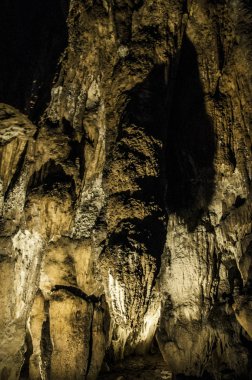 Hırvatistan, 26/06/2018: kaya oluşumları, sarkıt ve dikitler mağaralar, Barac (Baraceve spilje), içinde ilk 1699 kaydedildi yakınındaki Plitvice lakes bölgesinde Nova Krlja Köyü