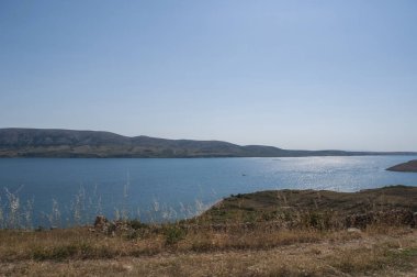 Hırvatistan, 30/06/2018: panoramik Fiyort ve Metajna Köyü, Novalja, Bay Pag, Kuzey Adriyatik Denizi Pag Island Tarih boyunca Belediyesi uzak küçük bir köyde
