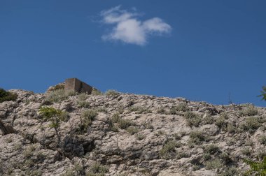 Hırvatistan, 30/06/2018: Adriyatik Denizi ve en uzun sahil şeridi ile bir yoldan panoramik pag Island Hırvat en büyük beşinci adanın kuzey sahil