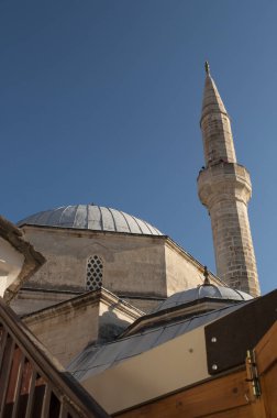 Bosna, 5/07/2018: Koski Mehmed Paşa Camii, Mostar ikinci büyük Camii ve bir en popüler turistik yerlerinden 1618 tamamlanan Osmanlı mimarisinin olağanüstü örnek