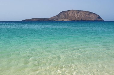 Kanarya Adaları, İspanya, 12/09/2018: Playa de Las Conchas'La Graciosa, ana adalar kuzeyinde Cennet plaj manzarasına ada Chinijo, bir mil kuzeybatısında Lanzarote 