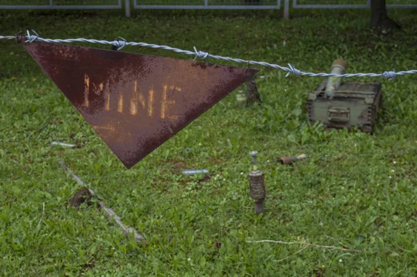 Sarajevo 2018 Barbed Wire Warning Sign Landmines Reproduction Minefield Sarajevo — Stock Photo, Image
