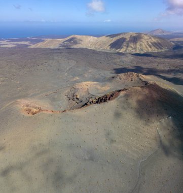 Hava görünümünü Timanfaya, ulusal park, Caldera Blanca, panoramik volkanlar, dağlar, üzüm bağları, arazi, vahşi doğa, Lanzarote, Kanarya Adaları, İspanya