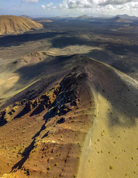 Flygfoto Över Timanfaya National Park Caldera Blanca Panoramautsikt Över Vulkaner — Stockfoto