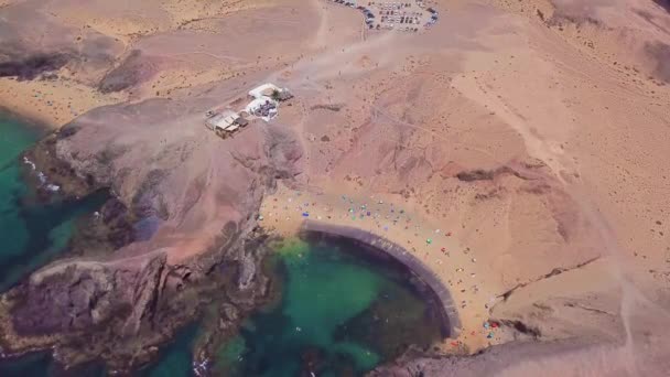 Luchtfoto Van Grillige Kusten Stranden Van Lanzarote Spanje Canarische Eilanden — Stockvideo