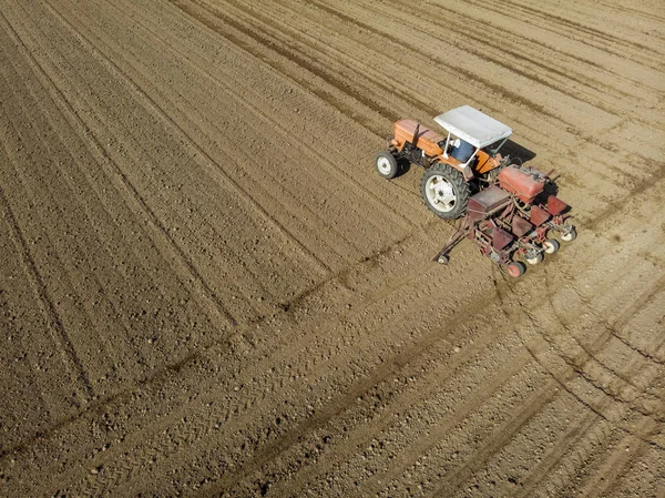 Aerial View Tractor Plowing Fields Aerial View Plowing Sowing Harvest — Stock Photo, Image