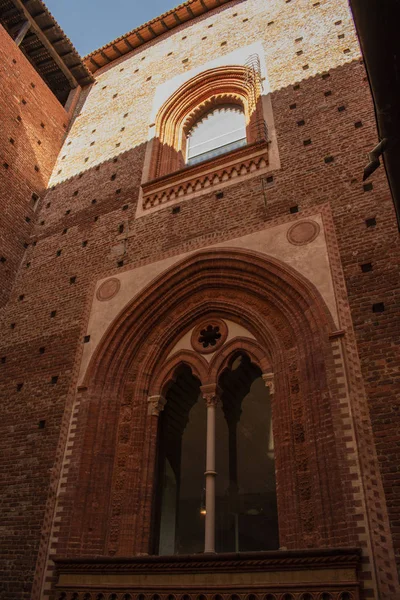 Milan Sforza Castle 2019 Glimpse Cortile Della Fontana Fountain Court — стоковое фото