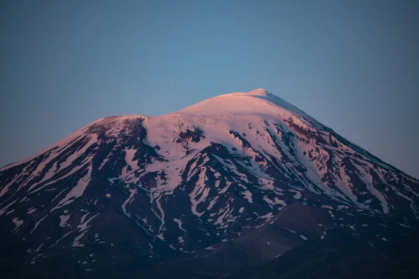 Turkey, Middle East: breathtaking sunset on Mount Ararat, Agri Dagi, the highest mountain in the extreme east of Turkey accepted in Christianity as the resting place of Noah\'s Ark, snow-capped and dormant compound volcano