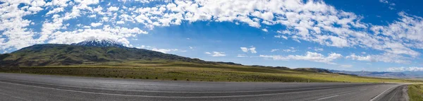 Turquía Oriente Medio Camino Igdir Dogubayazit Con Vista Monte Ararat —  Fotos de Stock