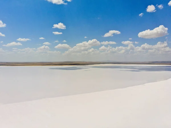 Vista Aérea Lago Tuz Tuz Golu Salt Lake Vermelho Água — Fotografia de Stock