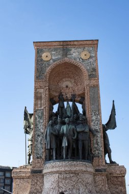 İstanbul, Türkiye, Ortadoğu: İtalyan Pietro Canonica tarafından yapılan Cumhuriyet Anıtı 'nın bronz figürleri, 1928 yılında Taksim Meydanı' nda 1923 yılında Türkiye Cumhuriyeti 'nin kuruluşunu anmak amacıyla gerçekleştirildi.