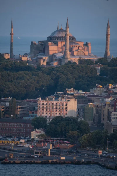 Κωνσταντινούπολη Τουρκία Μέση Ανατολή Ένα Μαγευτικό Ηλιοβασίλεμα Στο Χρυσό Κέρας — Φωτογραφία Αρχείου