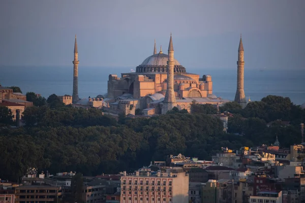 Κωνσταντινούπολη Τουρκία Μέση Ανατολή Ένα Μαγευτικό Ηλιοβασίλεμα Στο Χρυσό Κέρας — Φωτογραφία Αρχείου