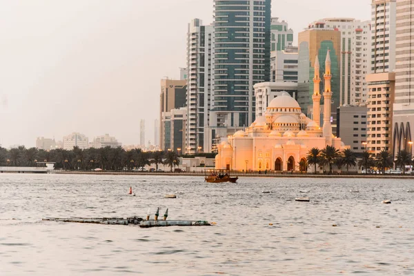 Moskén Havsstranden Sharjah — Stockfoto