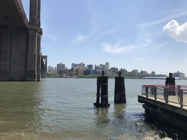 Brooklyn Köprüsü Yaz Görünümü Manhattan — Stok fotoğraf