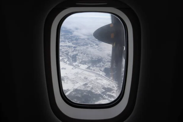 飛行機舷窓からの眺め — ストック写真