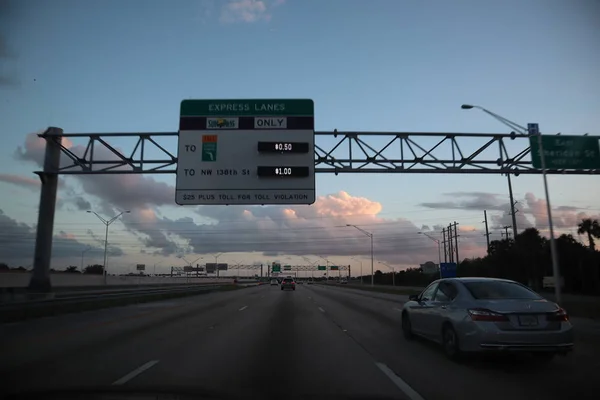 Miami Florida Március 2019 Egy Készítette Tollbooth Kilátás Bejáratnál Úton — Stock Fotó