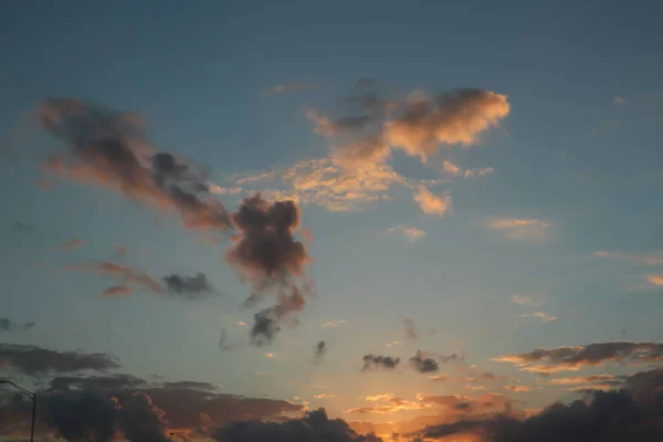 Красивый Закат Оранжевый Цвет Облака Вид Панорамы — стоковое фото