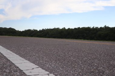 St Petersburg, Florida Fort Desoto Park sonuna iki şeritli yol yol açar