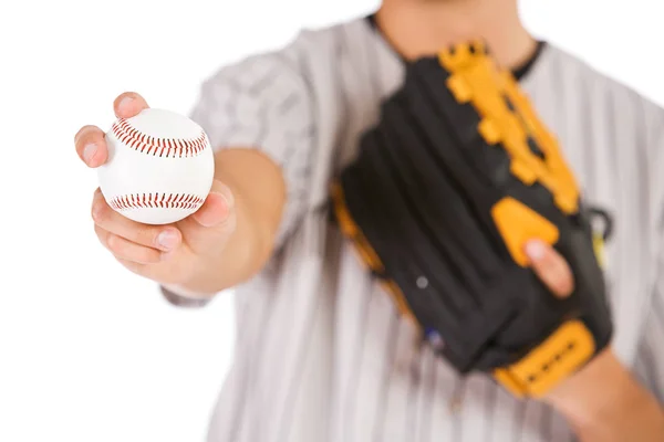 Бейсбол: игрок, удерживающий бейсбол — стоковое фото