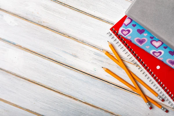 Serie Sobre Fondo Madera Envejecida Con Artículos Escolares Así Como —  Fotos de Stock