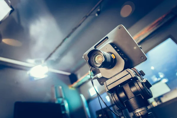 Film Camera Tripod Television Broadcasting Studio Spotlights Equipment — Stock Photo, Image