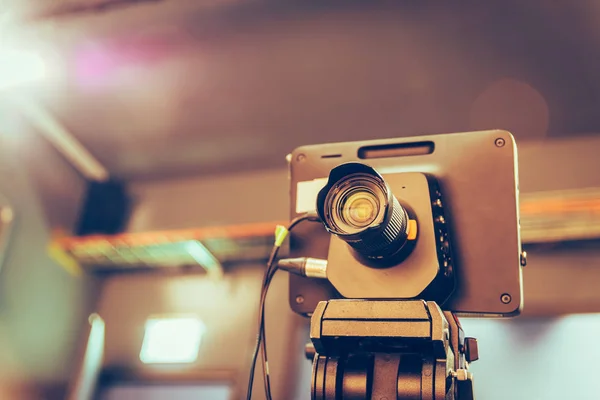 Câmera Filme Tripé Estúdio Transmissão Televisão Holofotes Equipamentos — Fotografia de Stock