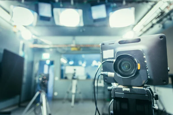 Lente Una Cámara Cine Estudio Radiodifusión Televisión Proyectores Equipos — Foto de Stock