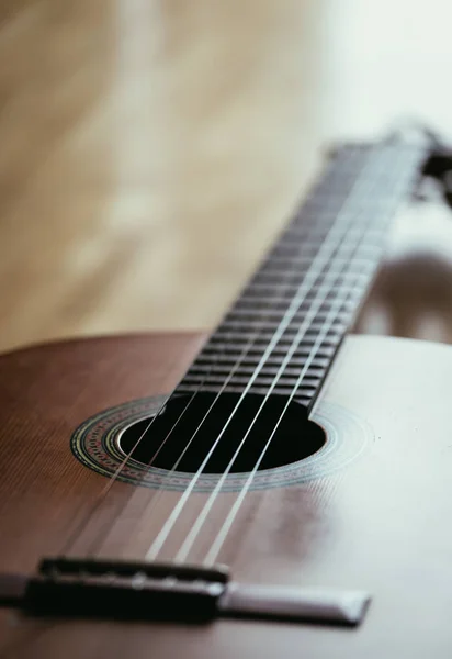 Cutout Classical Guitar Corpus Strings Closeup — Stock Photo, Image