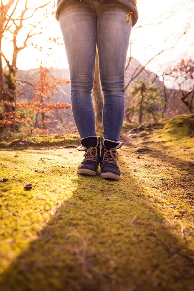 Boots Young Woman Cutout Outdoors Timberland Autumn — Stock Photo, Image